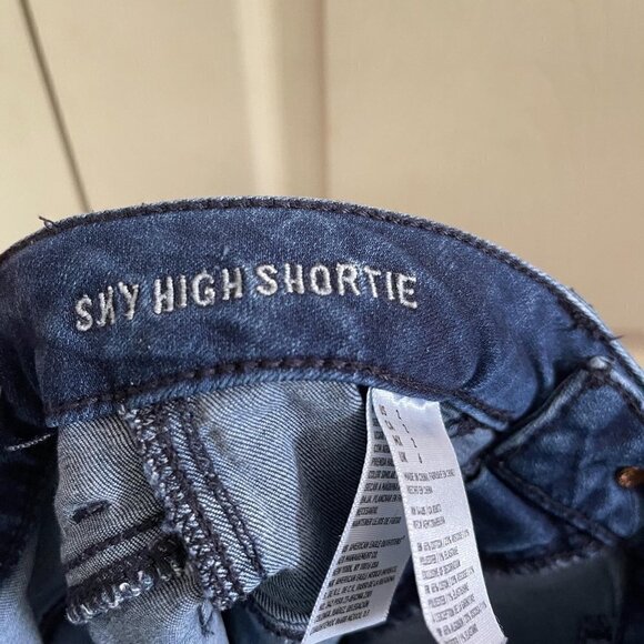 American Eagle Women's Cut Off Sky High Shortie Super Stretch Jean Short Size 2 - Picture 3 of 9